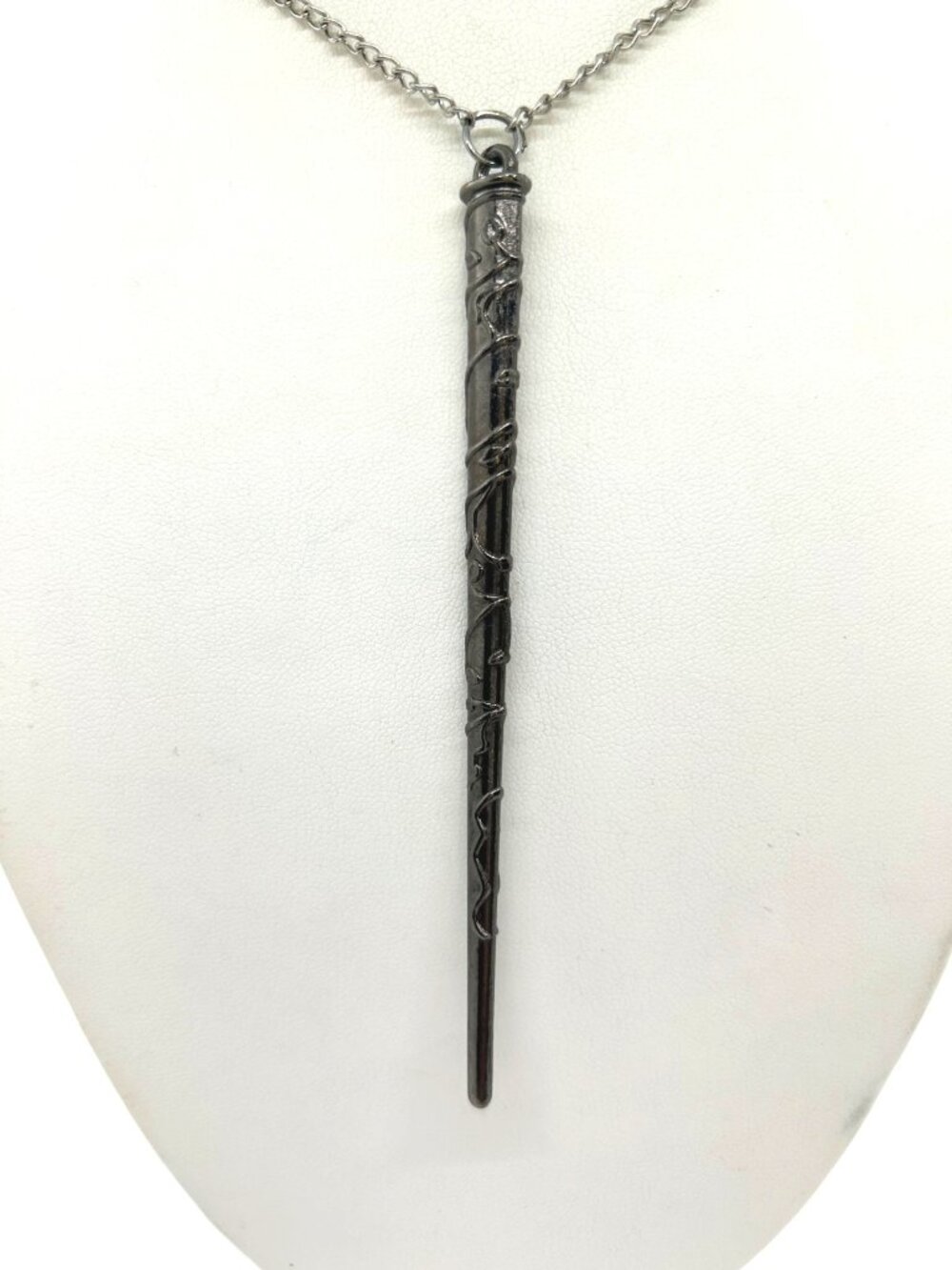 Magic Wand Necklace Silvertone Vine Leaf Pendant Wizard Witch Cosplay Costume - Picture 3 of 9